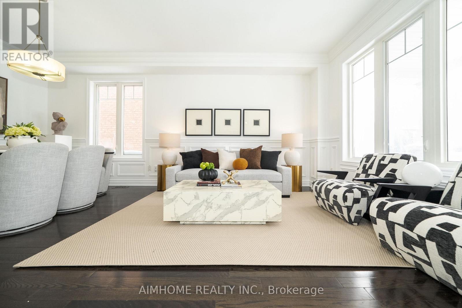 15 Rowley Street, Richmond Hill, Ontario  L4E 0N2 - Photo 7 - N12760412