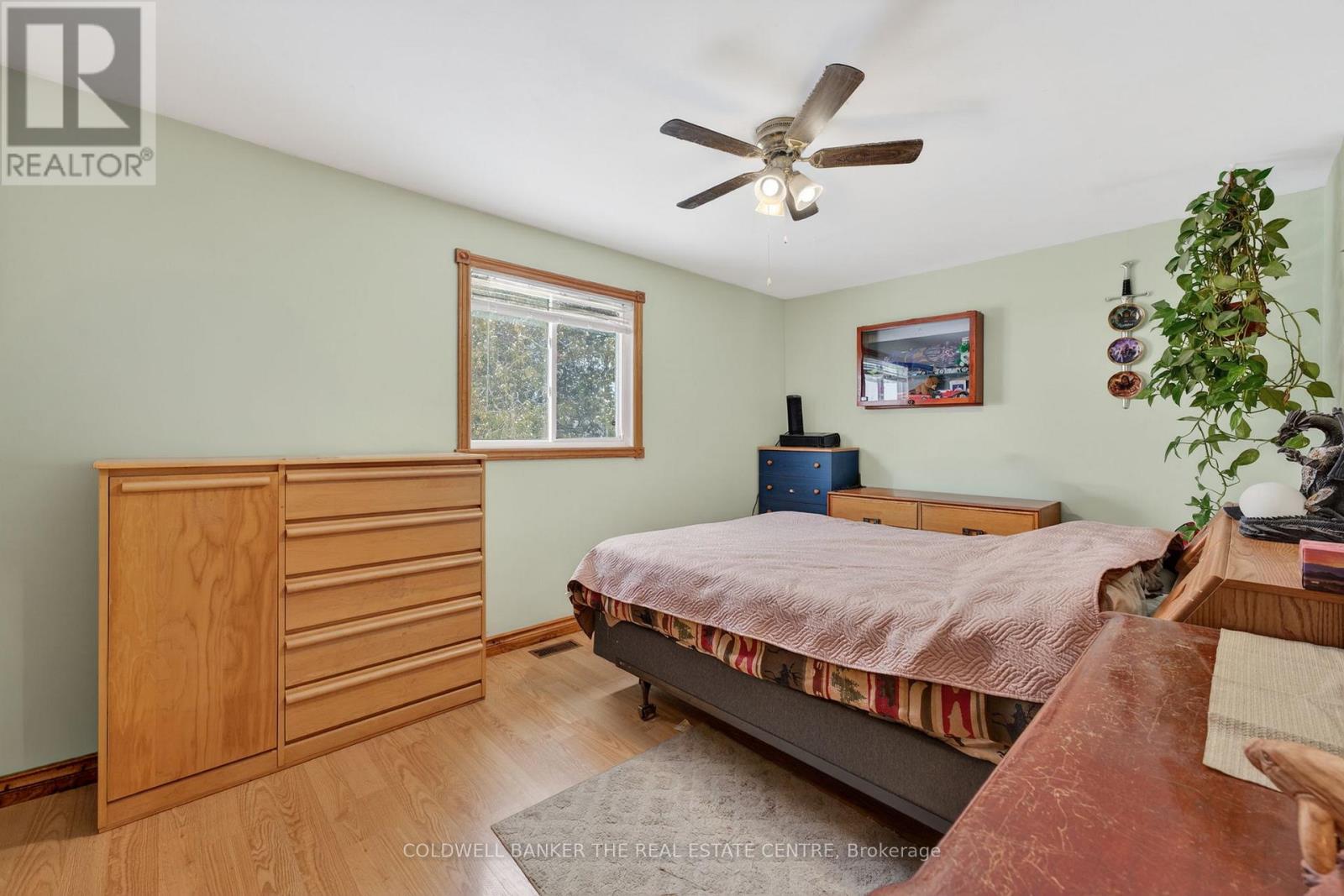 928 Blackwoods Avenue, Innisfil, Ontario  L9S 1S6 - Photo 14 - N12760418