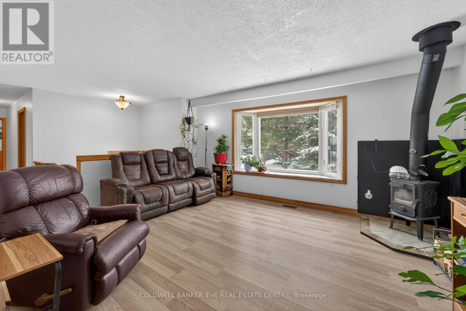 928 Blackwoods Avenue, Innisfil, Ontario  L9S 1S6 - Photo 7 - N12760418