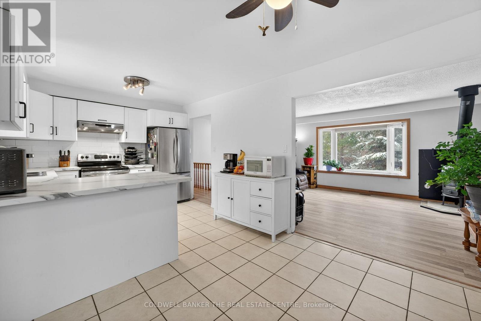 928 Blackwoods Avenue, Innisfil, Ontario  L9S 1S6 - Photo 9 - N12760418