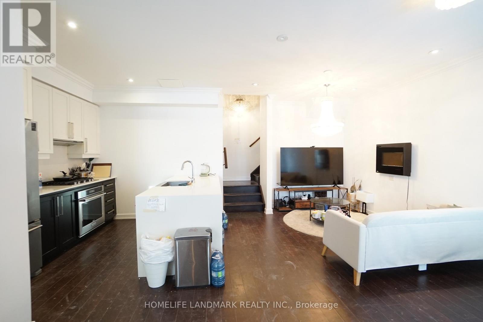 4 - 4030 Parkside Village Drive, Mississauga, Ontario  L5B 0K2 - Photo 10 - W12760400