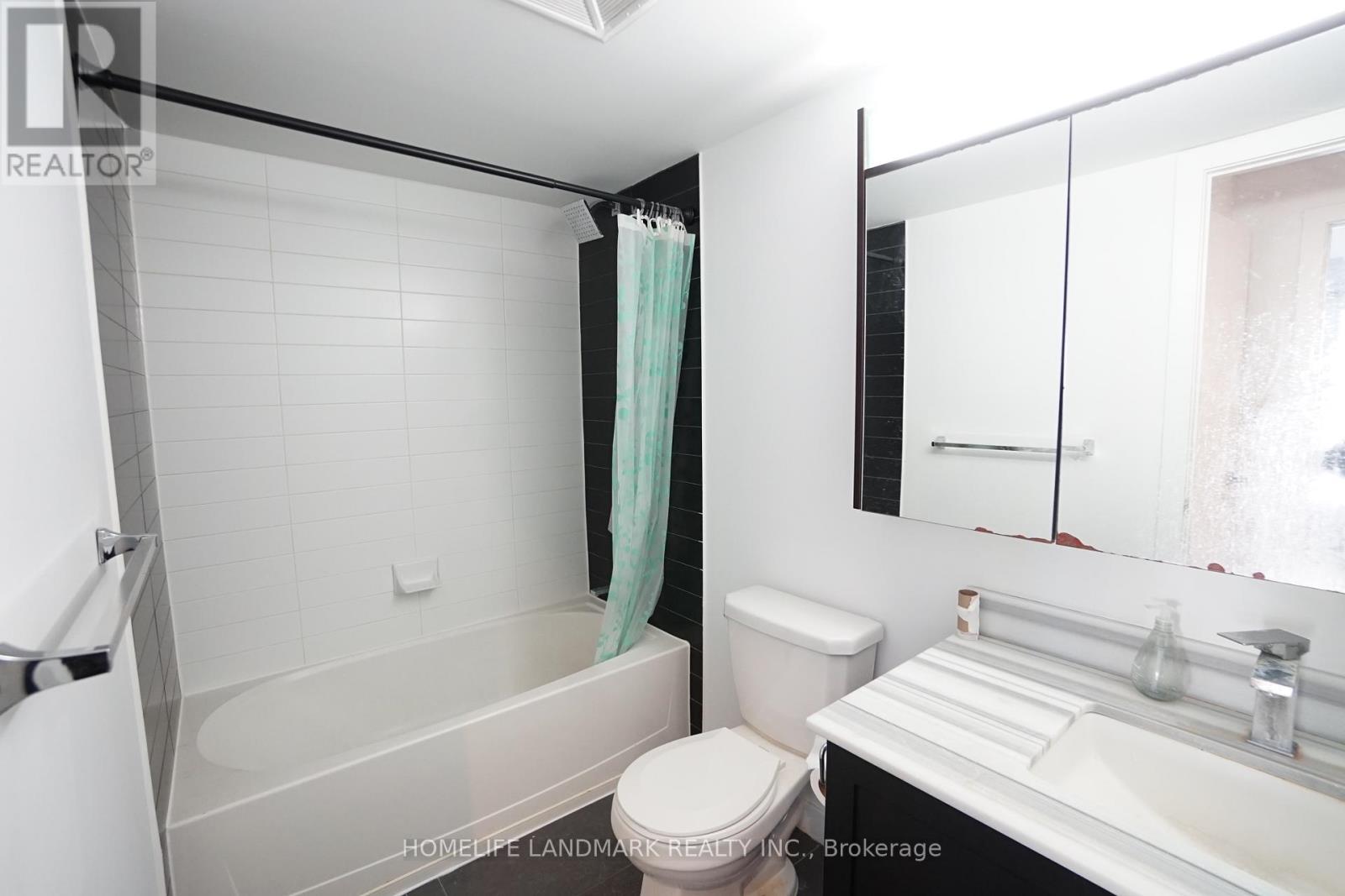 4 - 4030 Parkside Village Drive, Mississauga, Ontario  L5B 0K2 - Photo 16 - W12760400