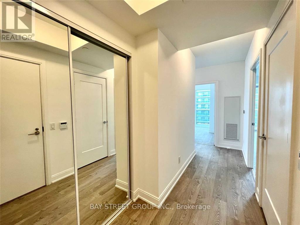 2806 - 70 Annie Craig Drive, Toronto, Ontario  M8V 0C4 - Photo 15 - W12760424