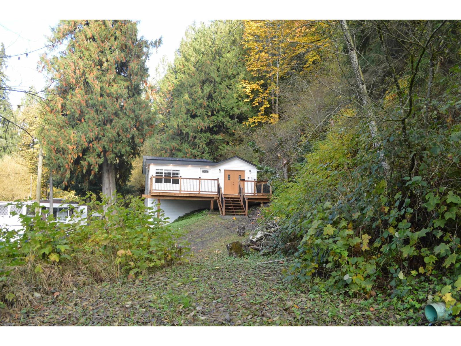 45992 Gurney Road, Cultus Lake East, Cultus Lake, British Columbia  V2R 5A8 - Photo 20 - R3062772