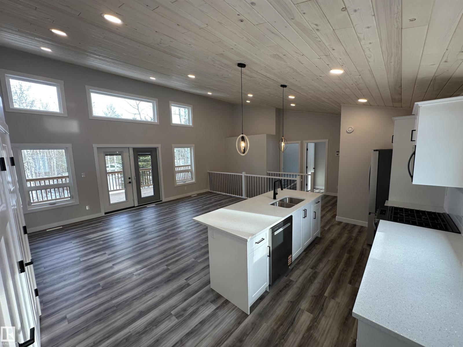 17 Hillside Cr, Rural Lac Ste. Anne County, Alberta  T0E 0A0 - Photo 34 - E4448473