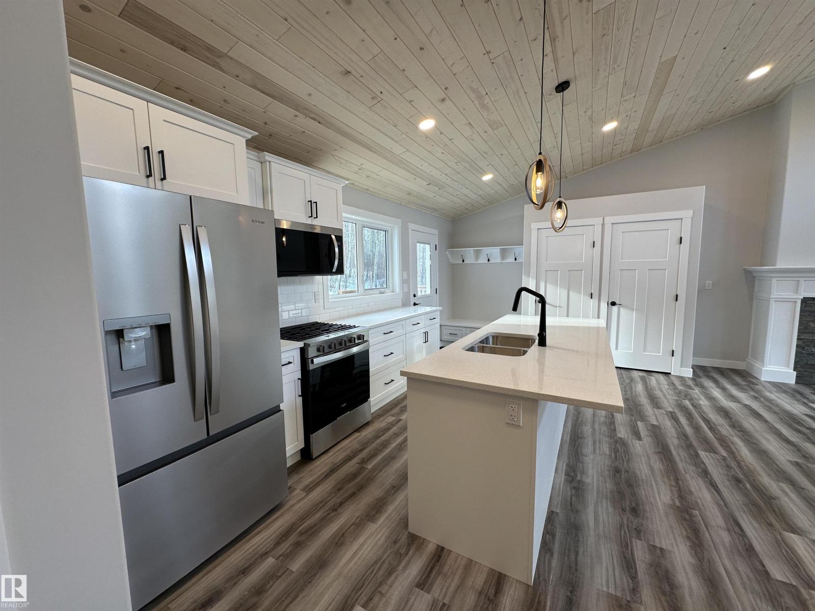 17 Hillside Cr, Rural Lac Ste. Anne County, Alberta  T0E 0A0 - Photo 24 - E4448473