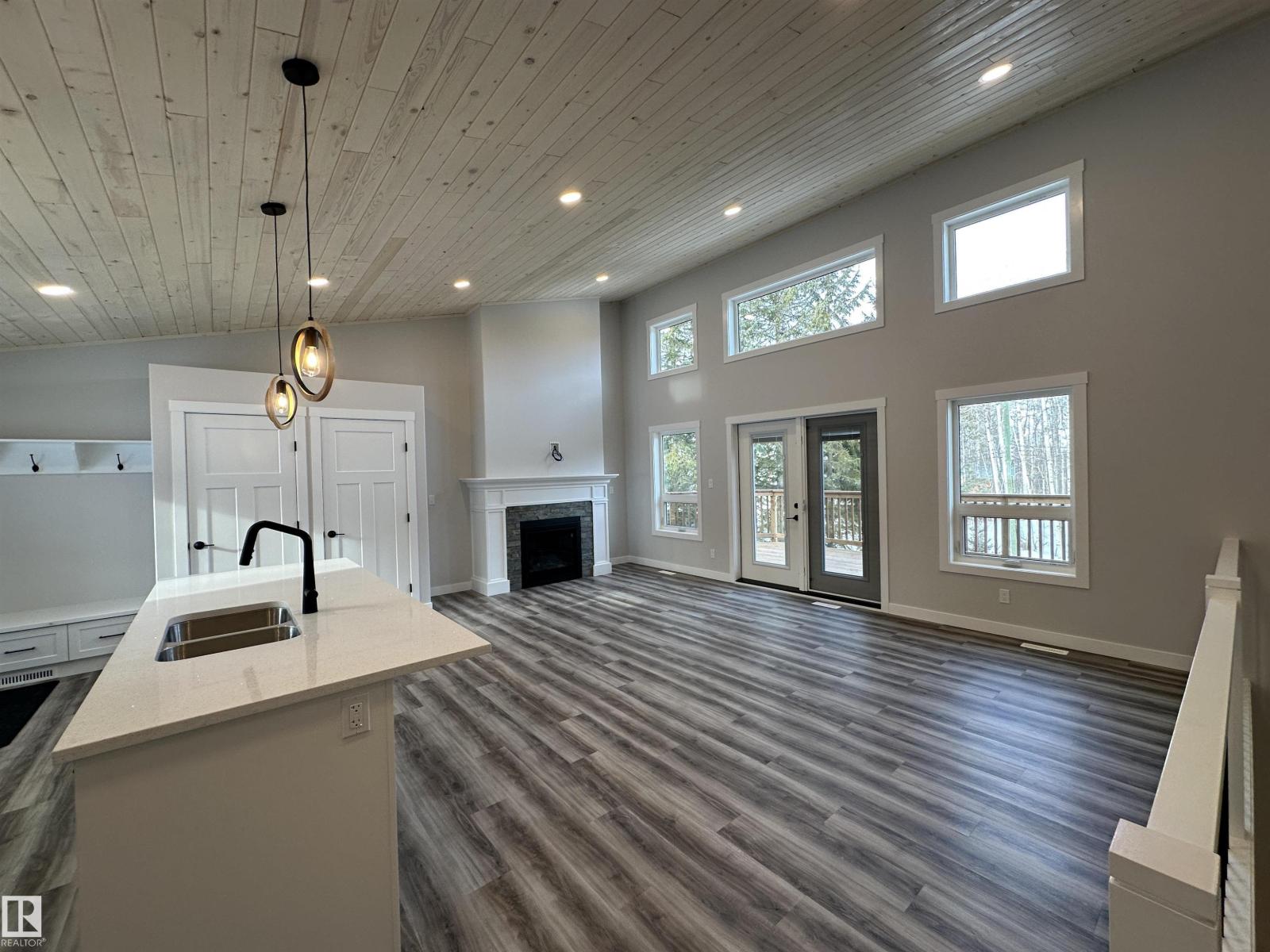 17 Hillside Cr, Rural Lac Ste. Anne County, Alberta  T0E 0A0 - Photo 2 - E4448473