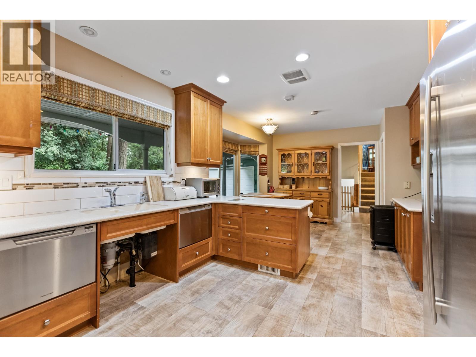 21470 124th Avenue, Maple Ridge, British Columbia  V2X 4H3 - Photo 8 - R3086914