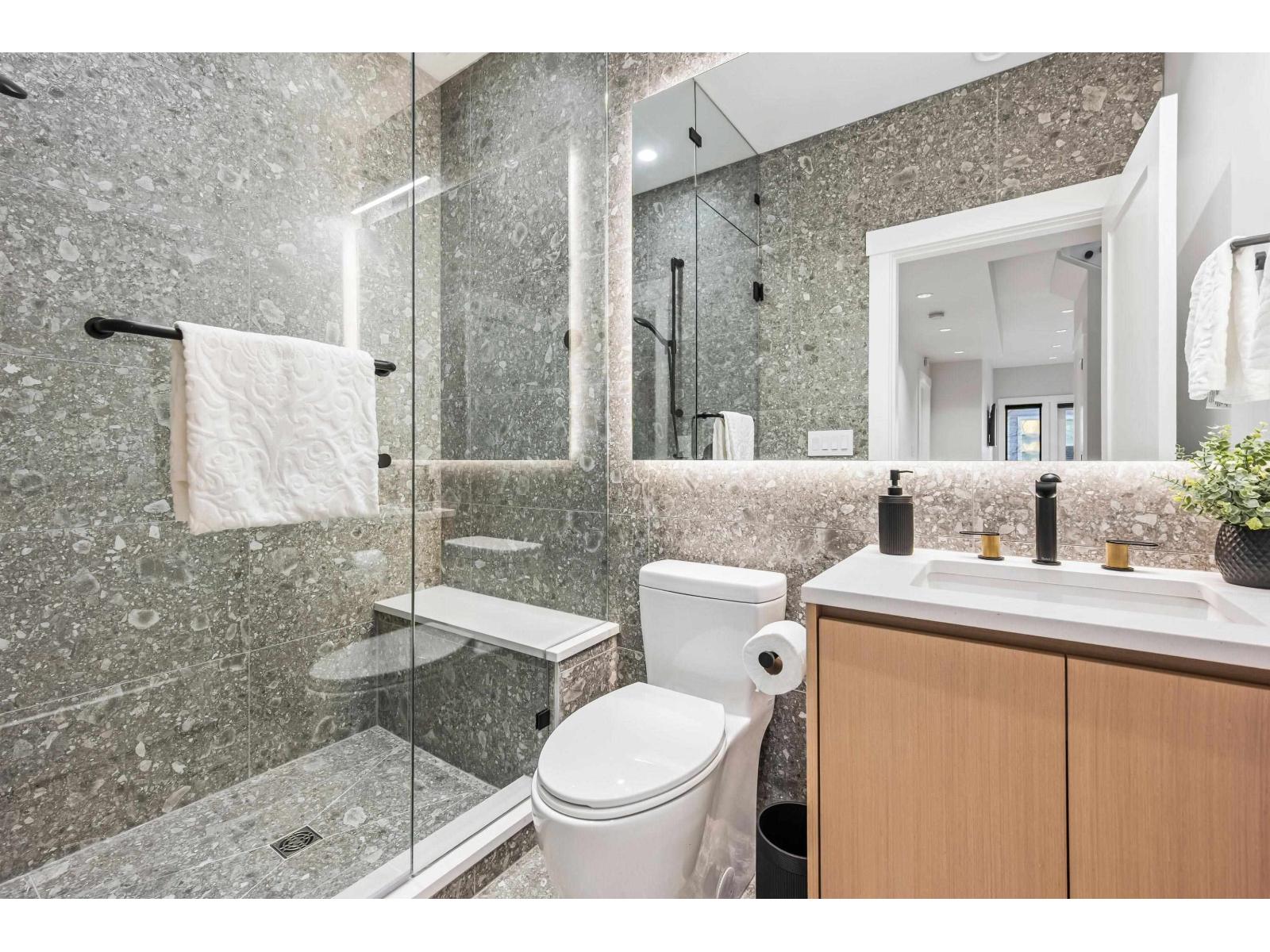 35468 Verado Court, Abbotsford, British Columbia  V3G 0G2 - Photo 31 - R3086387