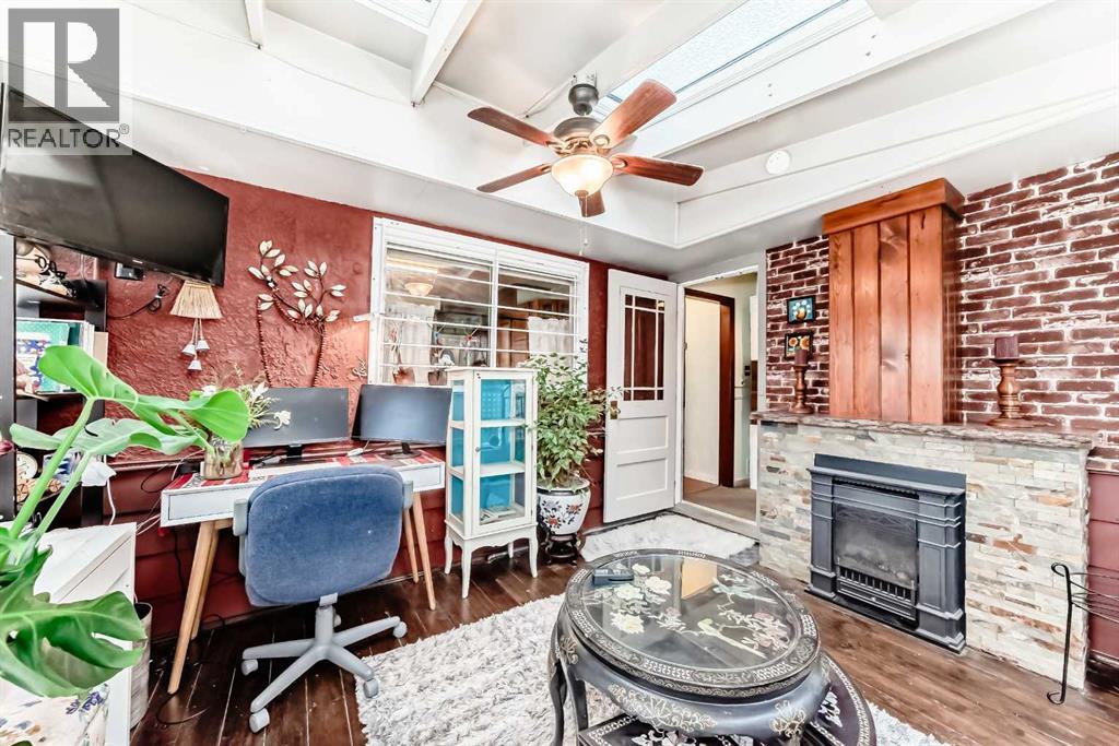 5923 Thorncliffe Drive Nw, Calgary, Alberta  T2K 2Z9 - Photo 17 - A2276899