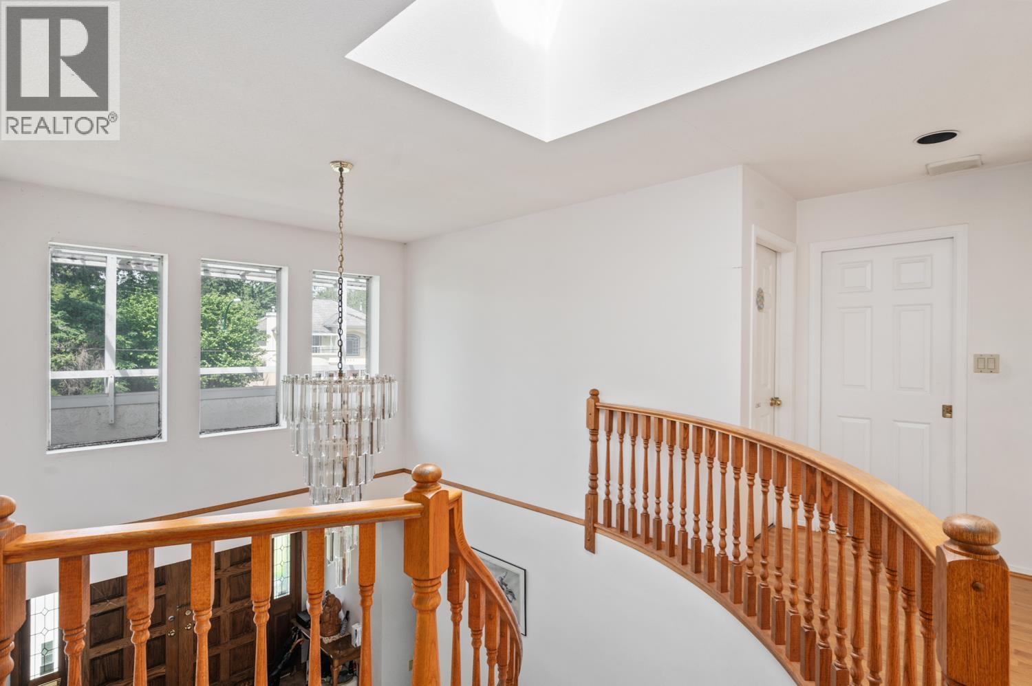 Listing Picture 9 of 16 : 3662 W 49TH AVENUE, Vancouver / 溫哥華 - 魯藝地產 Yvonne Lu Group - MLS Medallion Club Member