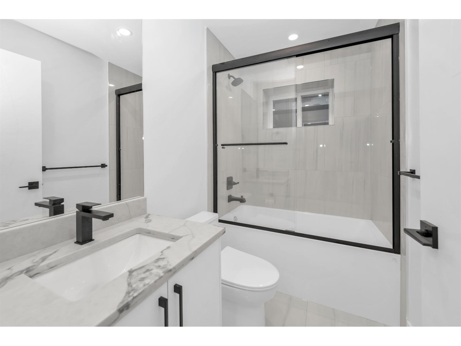 7 2168 Vinewood St Street, Abbotsford, British Columbia  V2S 3S4 - Photo 16 - R3084934