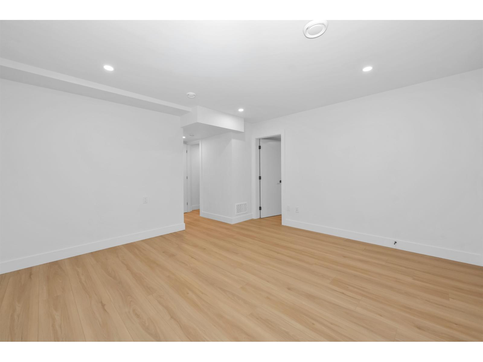 7 2168 Vinewood St Street, Abbotsford, British Columbia  V2S 3S4 - Photo 31 - R3084934