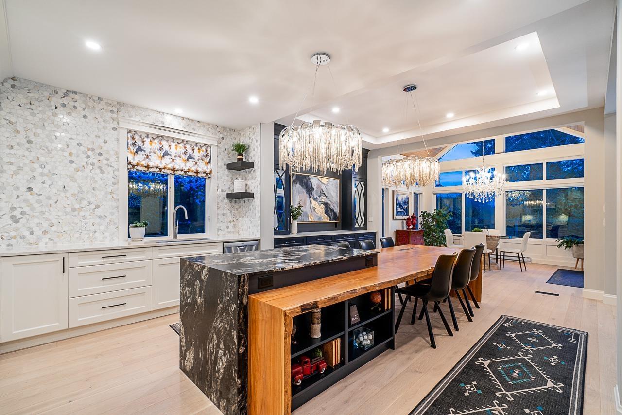 15448 33a Avenue, Surrey, British Columbia  V3Z 0K6 - Photo 4 - R3083232