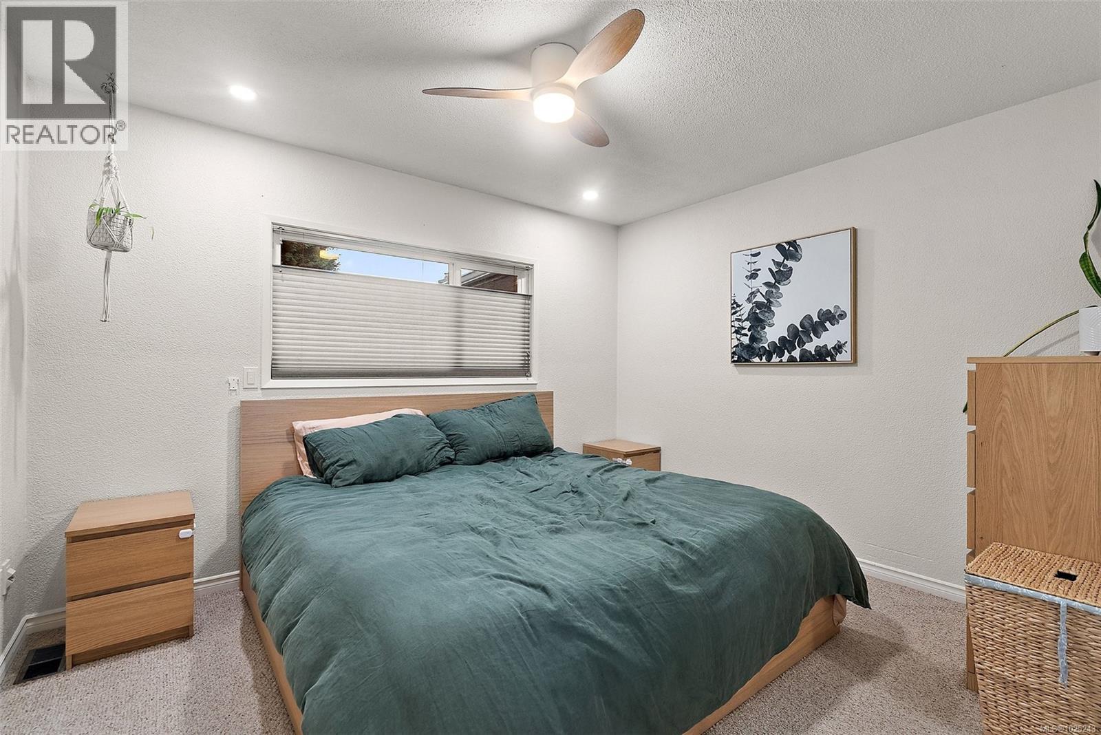 727 Porter Rd, Esquimalt, British Columbia  V9A 5W7 - Photo 18 - 1025243