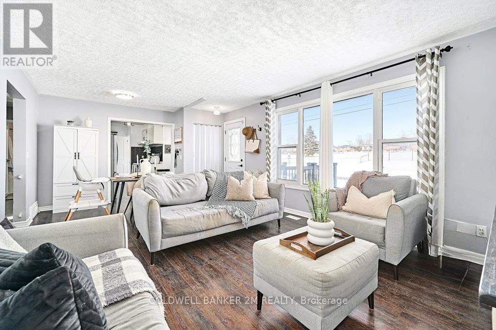 481 Emerald Avenue, Oshawa, Ontario  L1J 1K3 - Photo 12 - E12760434