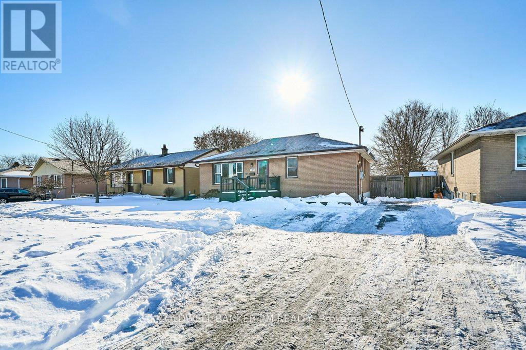 481 Emerald Avenue, Oshawa, Ontario  L1J 1K3 - Photo 7 - E12760434