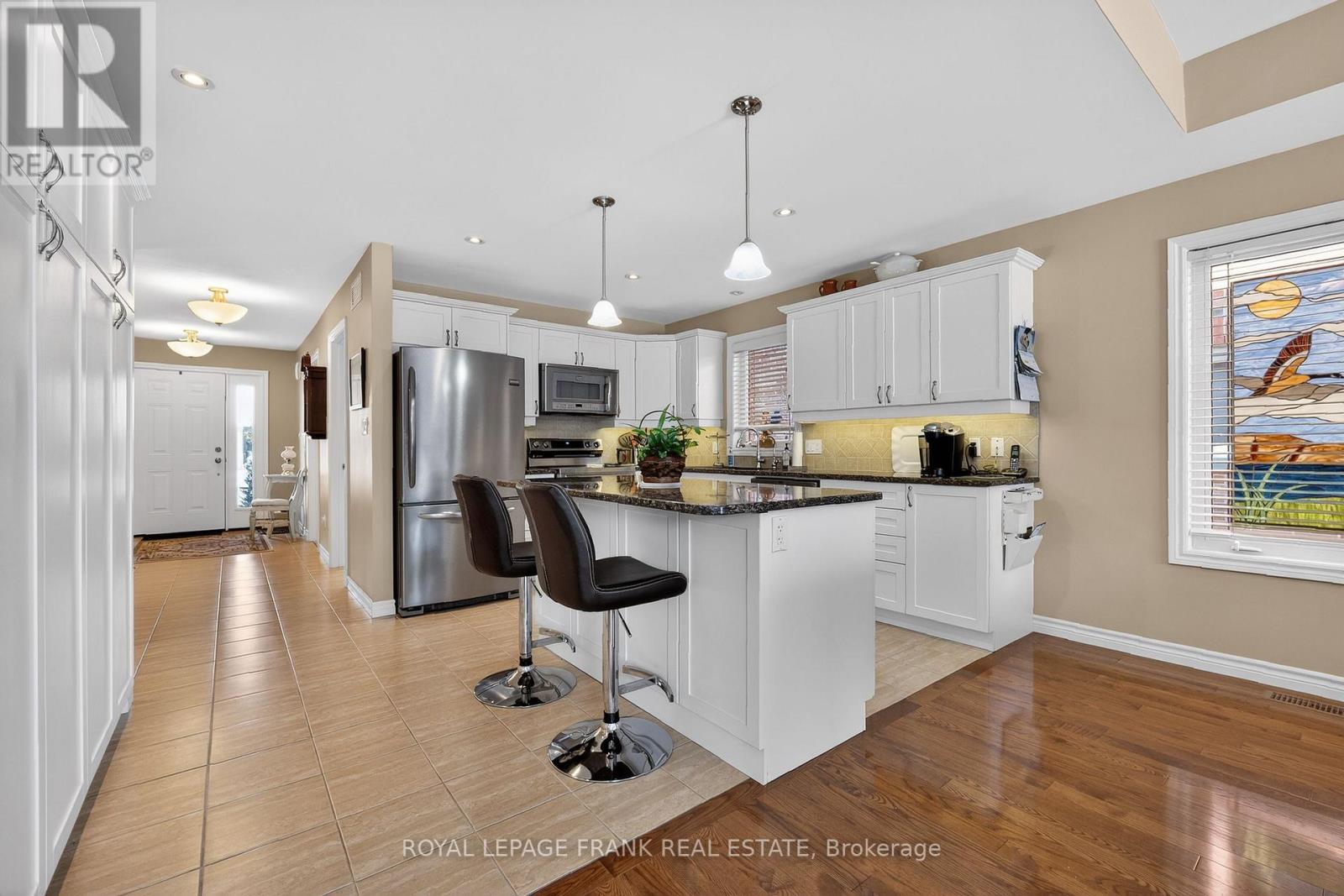 9 Green Arbour Way, Kawartha Lakes, Ontario  K9V 0E7 - Photo 7 - X12760488