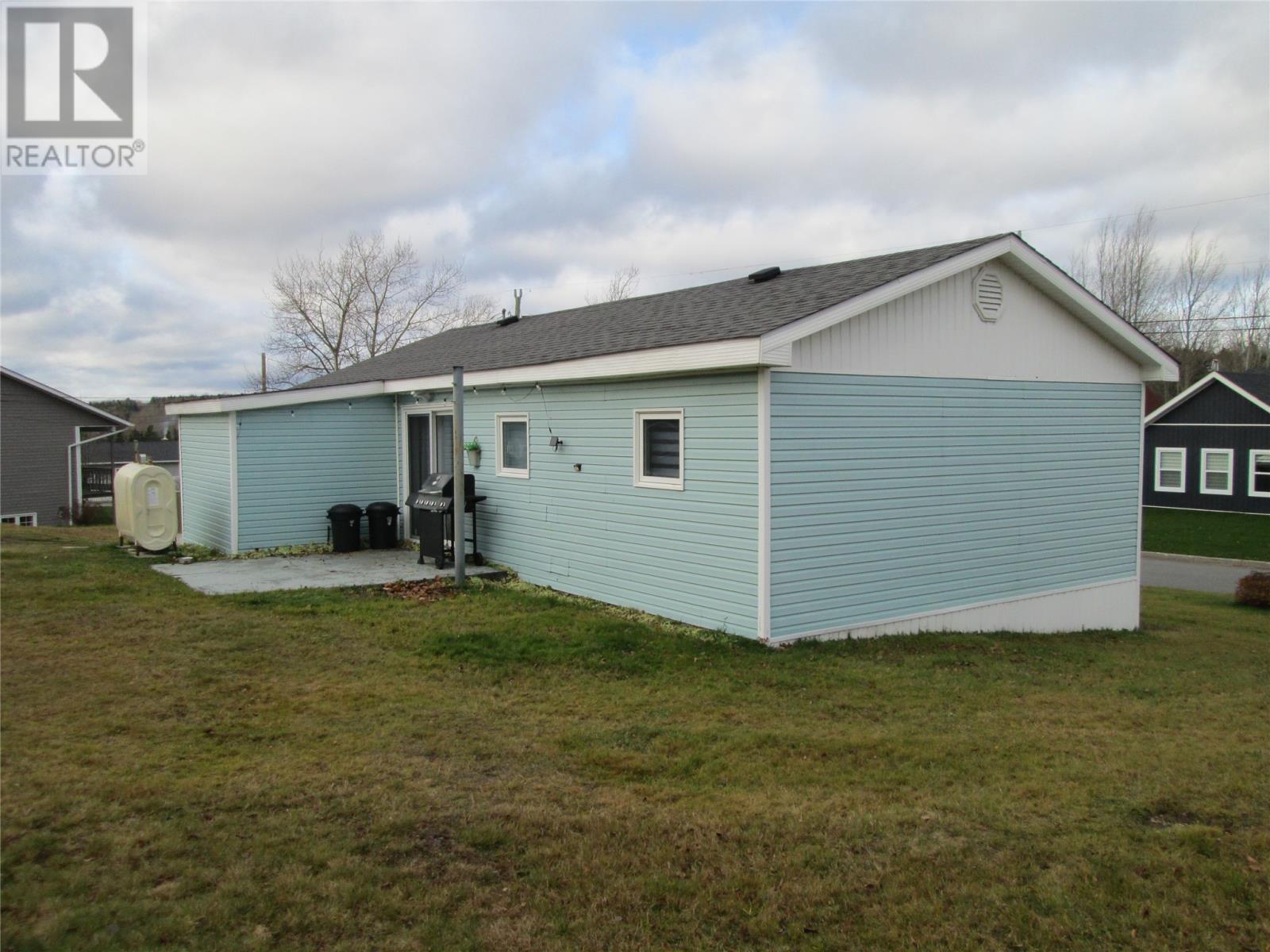 45 Country Road, Bishop's Falls, Newfoundland & Labrador  A0H 1C0 - Photo 4 - 1292792