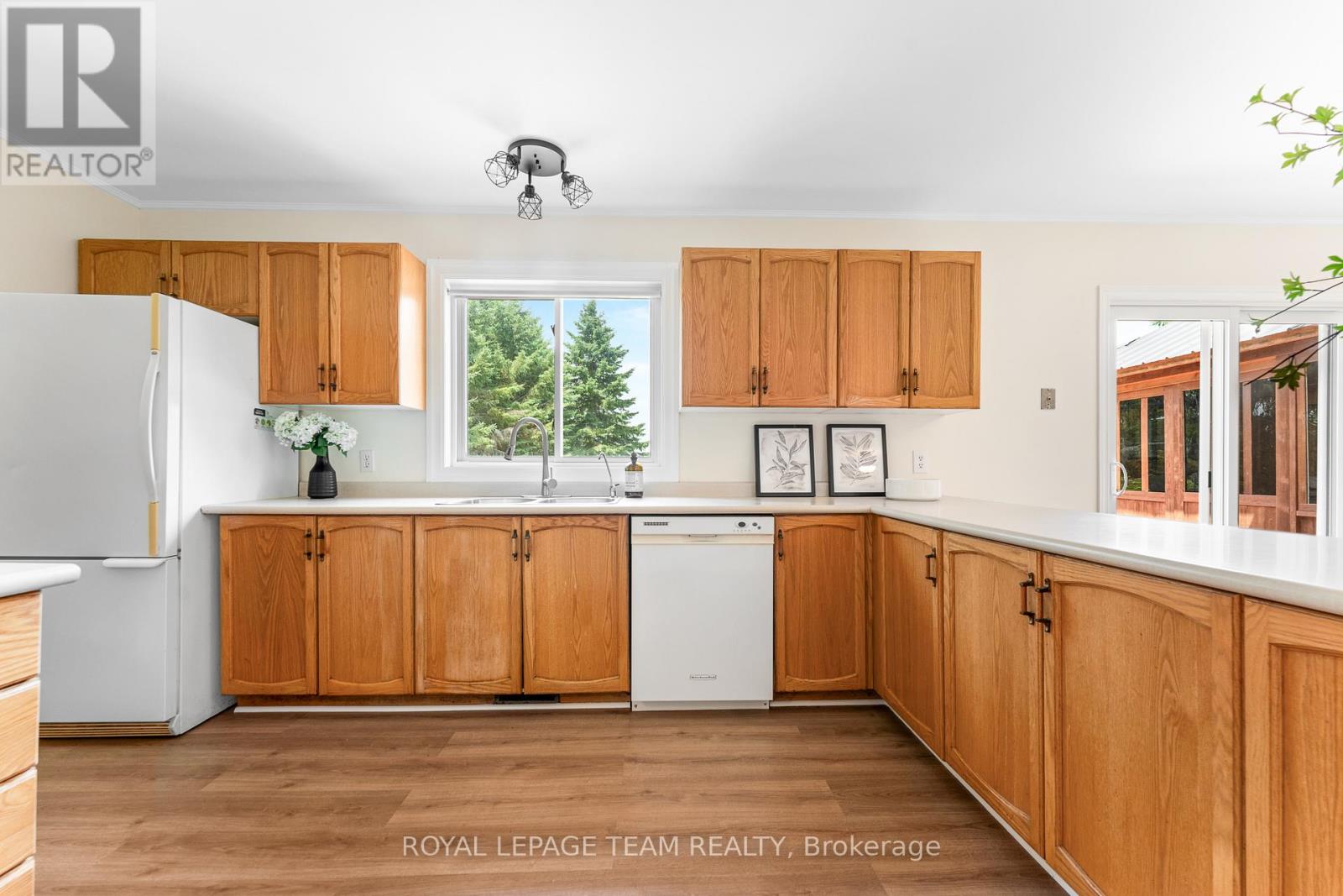 106 Porcupine Trail, Ottawa, Ontario  K0A 1T0 - Photo 20 - X12465674