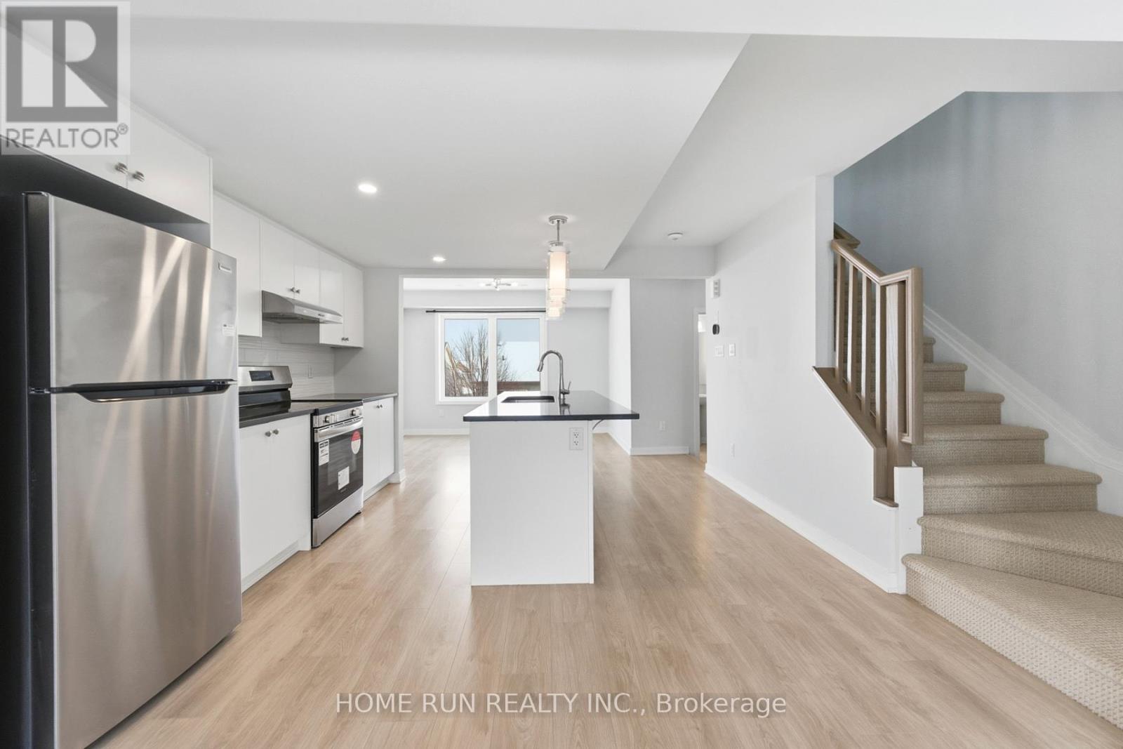 752 Kinstead Private, Ottawa, Ontario  K2S 3B3 - Photo 15 - X12760440