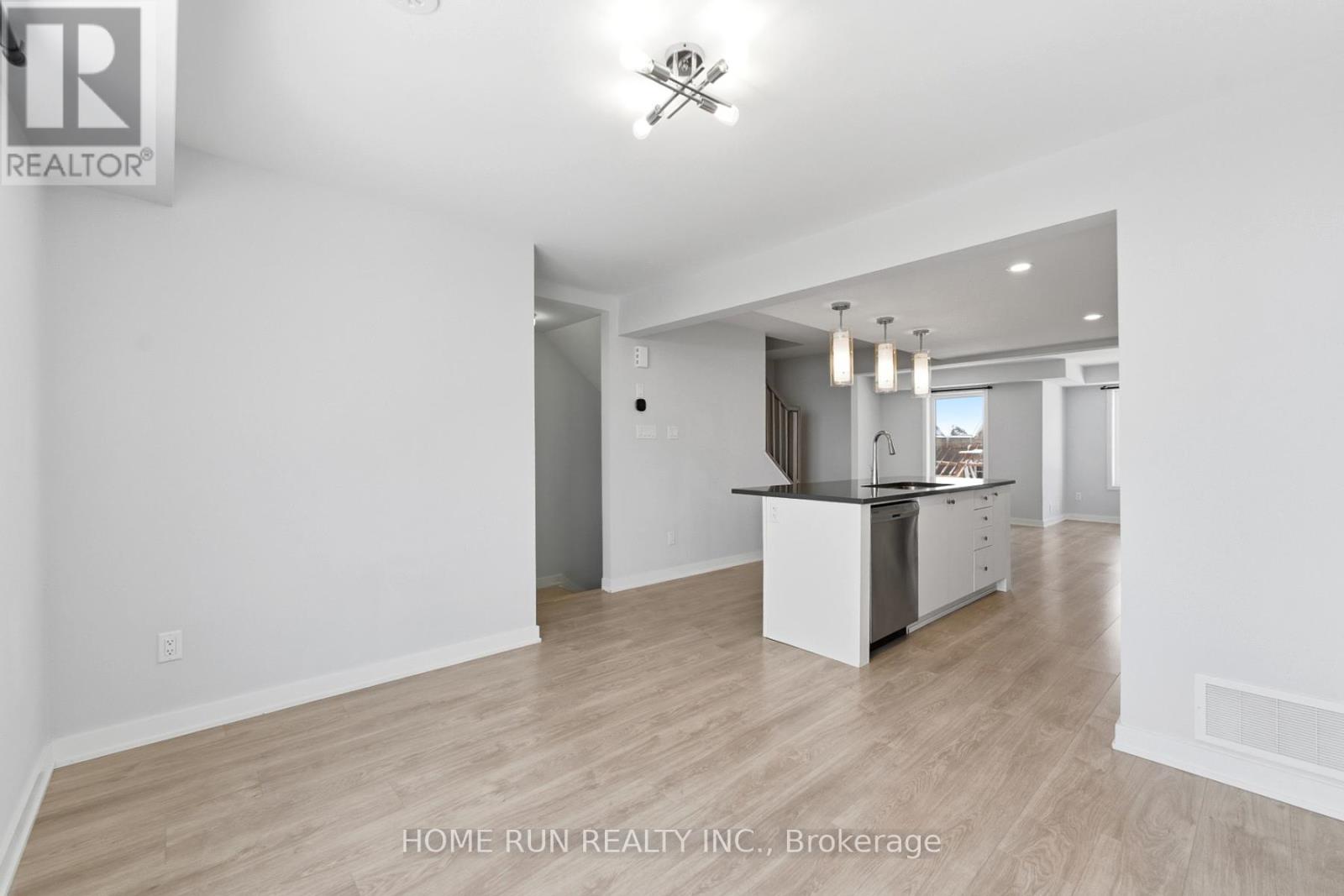 752 Kinstead Private, Ottawa, Ontario  K2S 3B3 - Photo 23 - X12760440