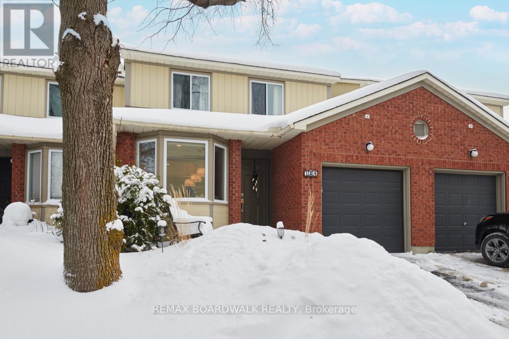 3 - 104 Cheltenham Private, Ottawa, Ontario  K1V 0L6 - Photo 2 - X12760518