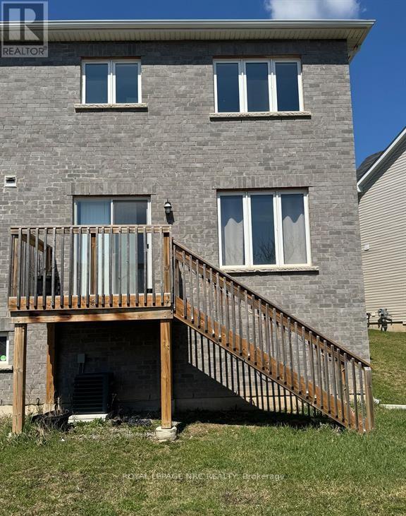 260 Esther Crescent, Thorold, Ontario  L3B 0H1 - Photo 24 - X12760528