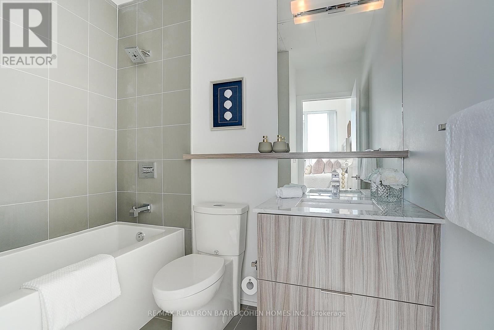 806 - 6 Parkwood Avenue, Toronto (Casa Loma), Ontario  M5V 0A3 - Photo 17 - C12760450