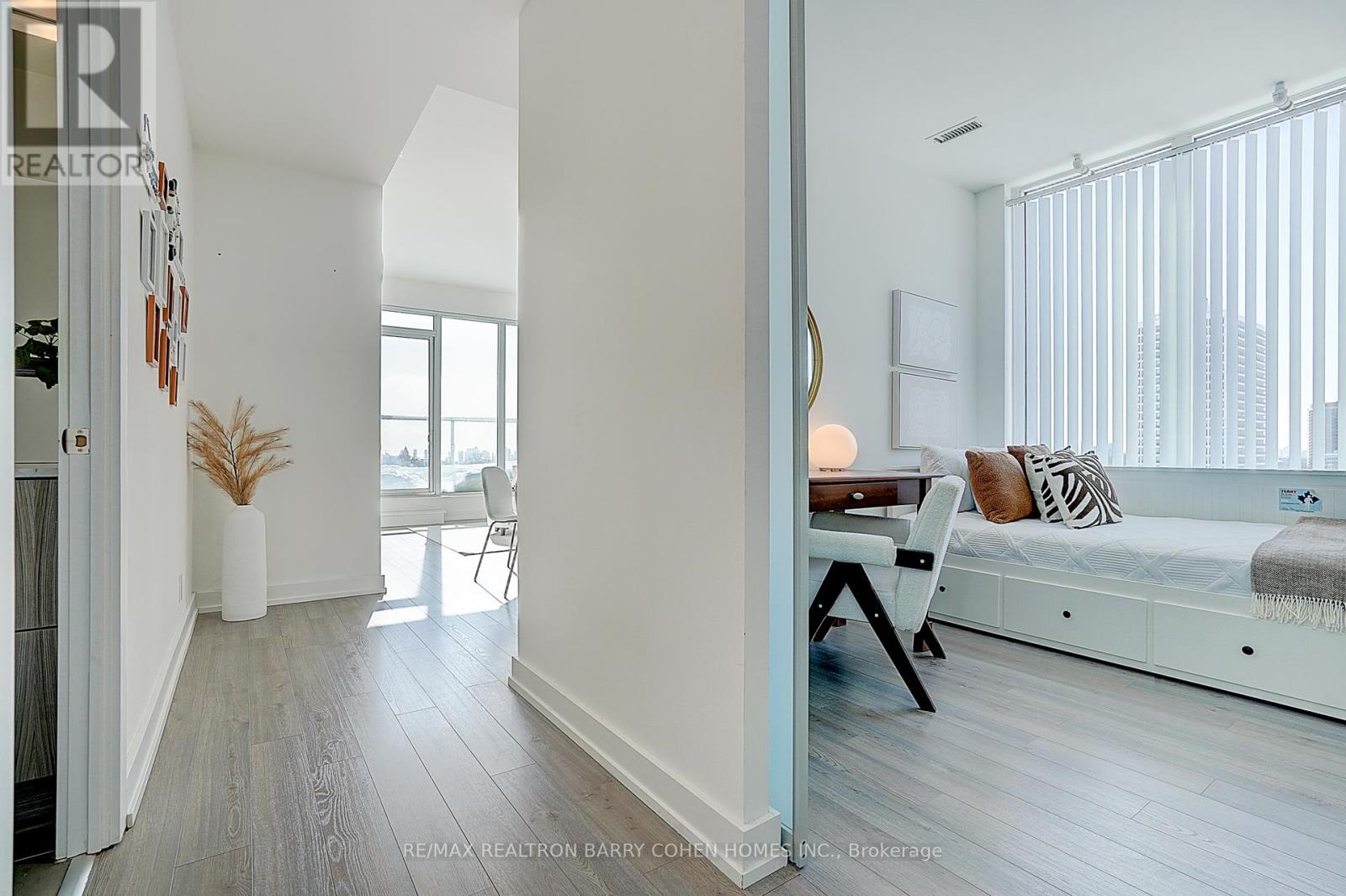 806 - 6 Parkwood Avenue, Toronto (Casa Loma), Ontario  M5V 0A3 - Photo 26 - C12760450