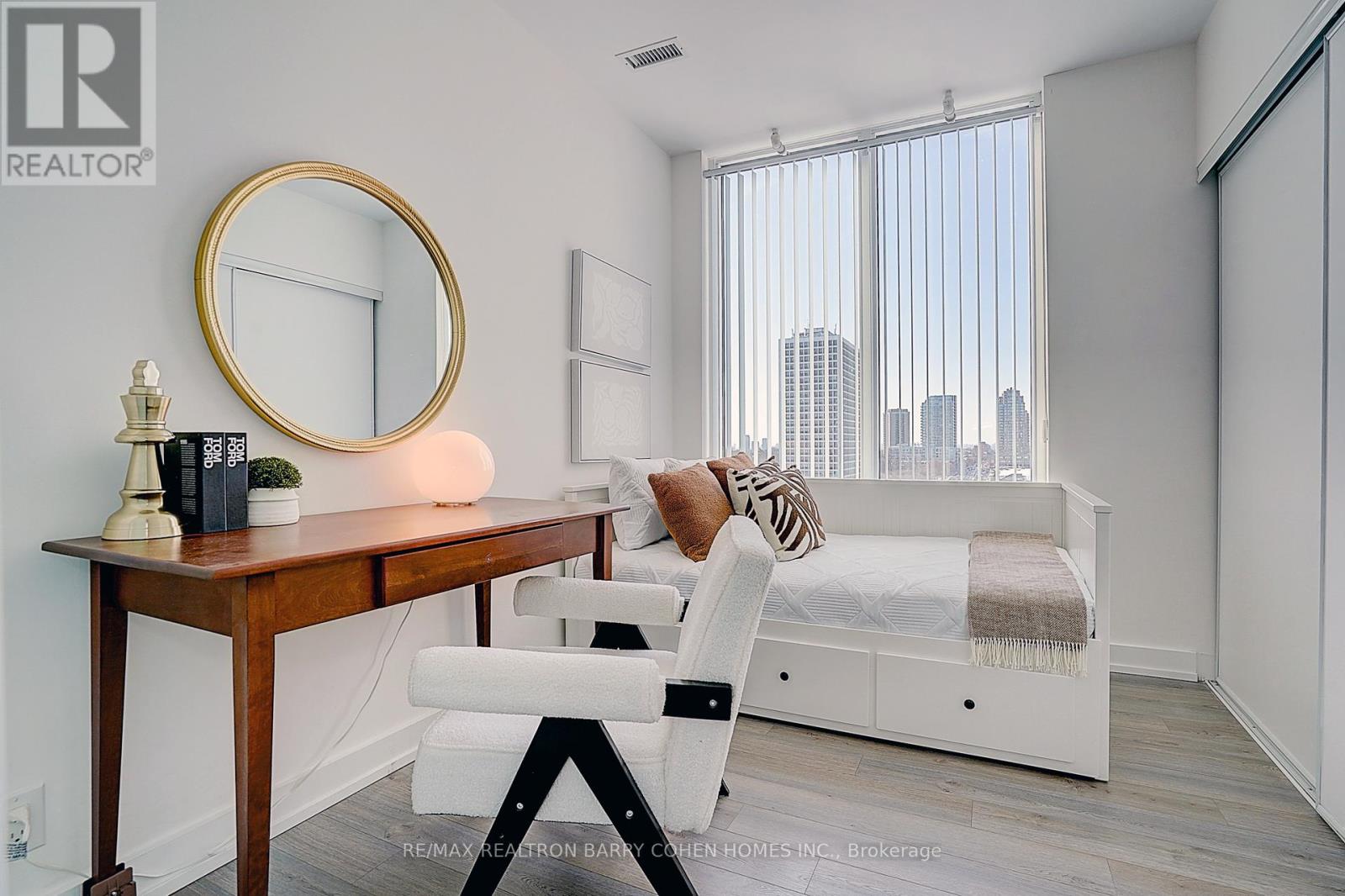 806 - 6 Parkwood Avenue, Toronto (Casa Loma), Ontario  M5V 0A3 - Photo 27 - C12760450