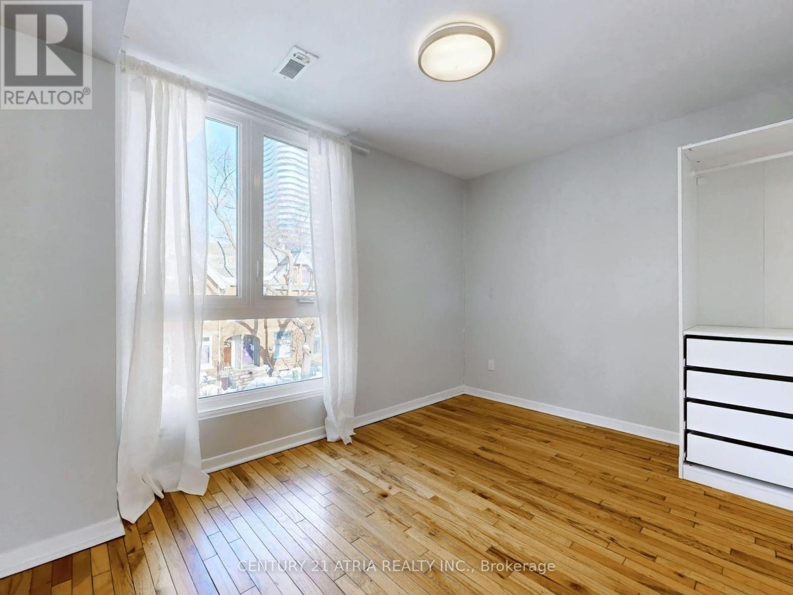 65 Mcgill Street, Toronto (Church-Yonge Corridor), Ontario  M5B 1H3 - Photo 18 - C12760452