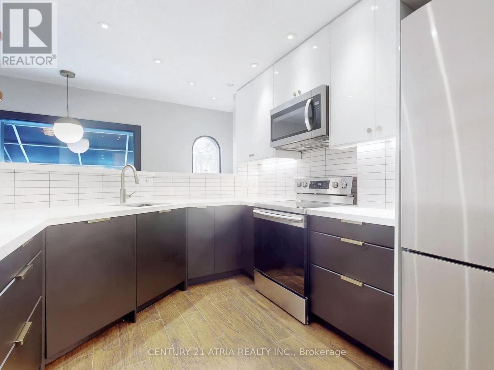 65 Mcgill Street, Toronto (Church-Yonge Corridor), Ontario  M5B 1H3 - Photo 5 - C12760452