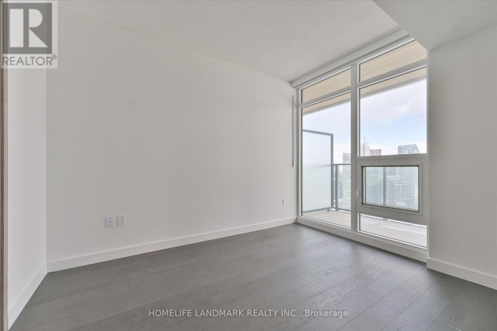 6203 - 1 Concord Cityplace Way, Toronto (Waterfront Communities), Ontario  M5V 0X3 - Photo 13 - C12760454