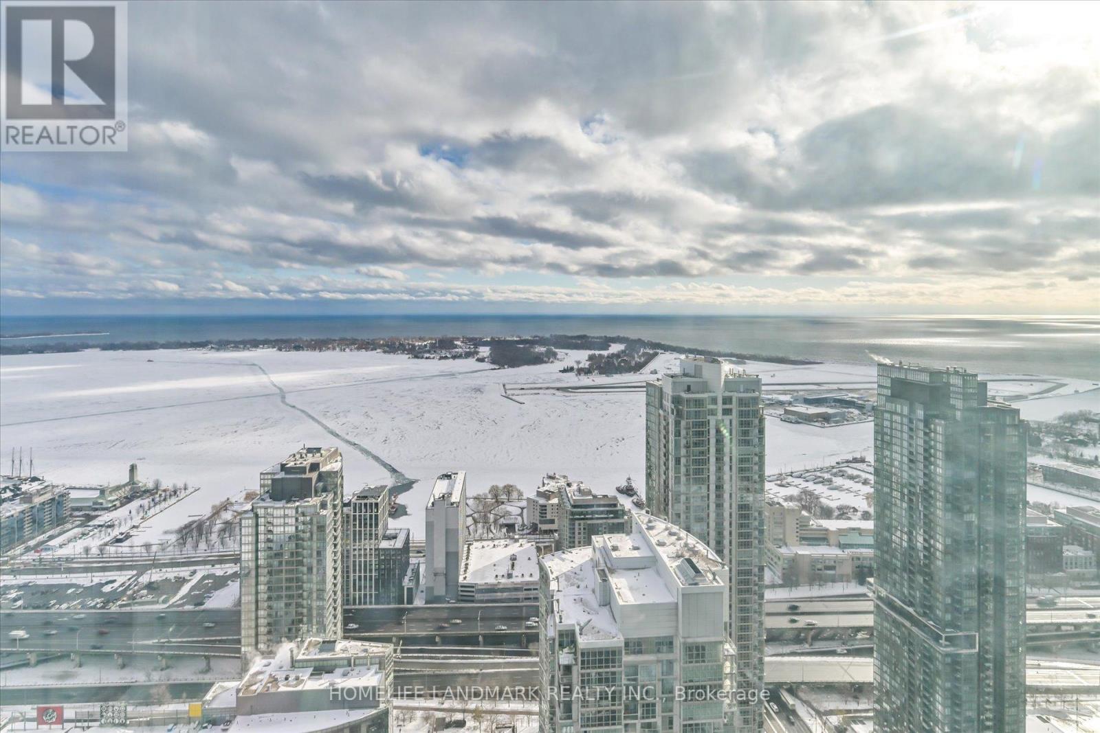 6203 - 1 Concord Cityplace Way, Toronto (Waterfront Communities), Ontario  M5V 0X3 - Photo 20 - C12760454