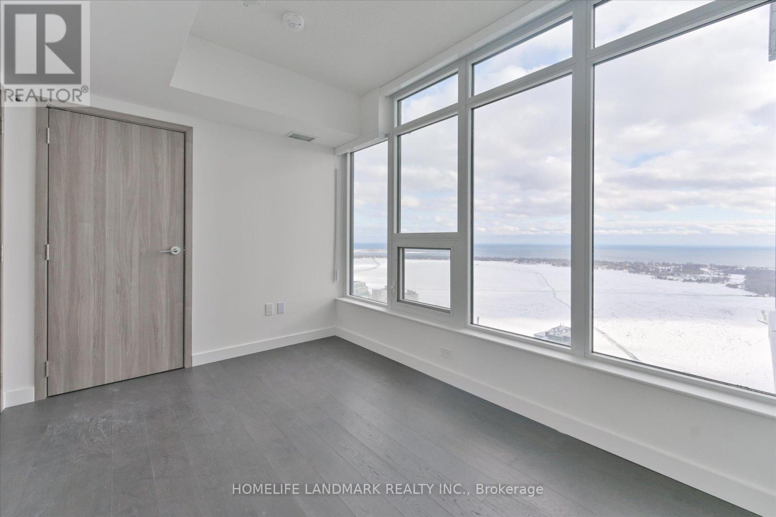 6203 - 1 Concord Cityplace Way, Toronto (Waterfront Communities), Ontario  M5V 0X3 - Photo 22 - C12760454