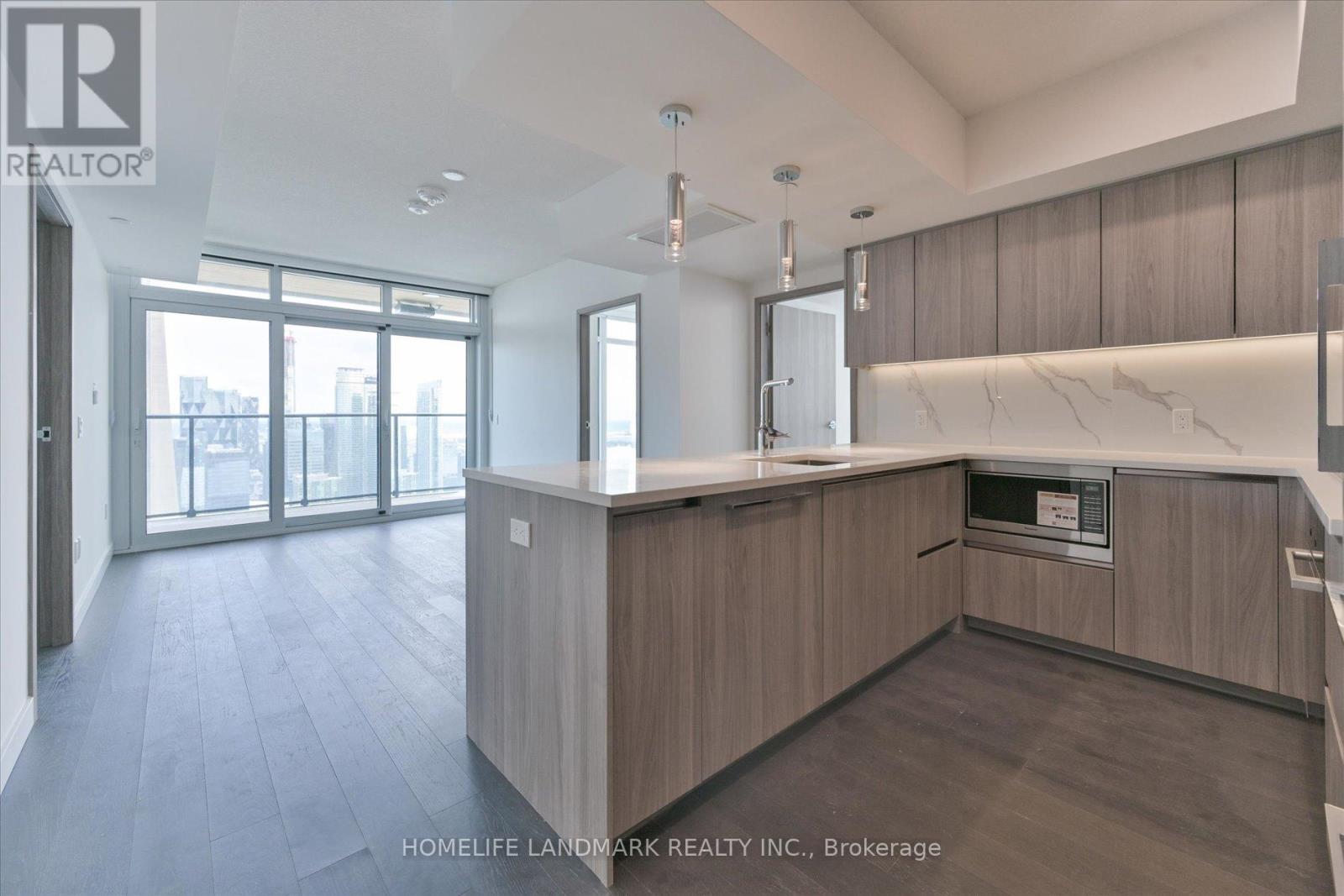 6203 - 1 Concord Cityplace Way, Toronto (Waterfront Communities), Ontario  M5V 0X3 - Photo 6 - C12760454