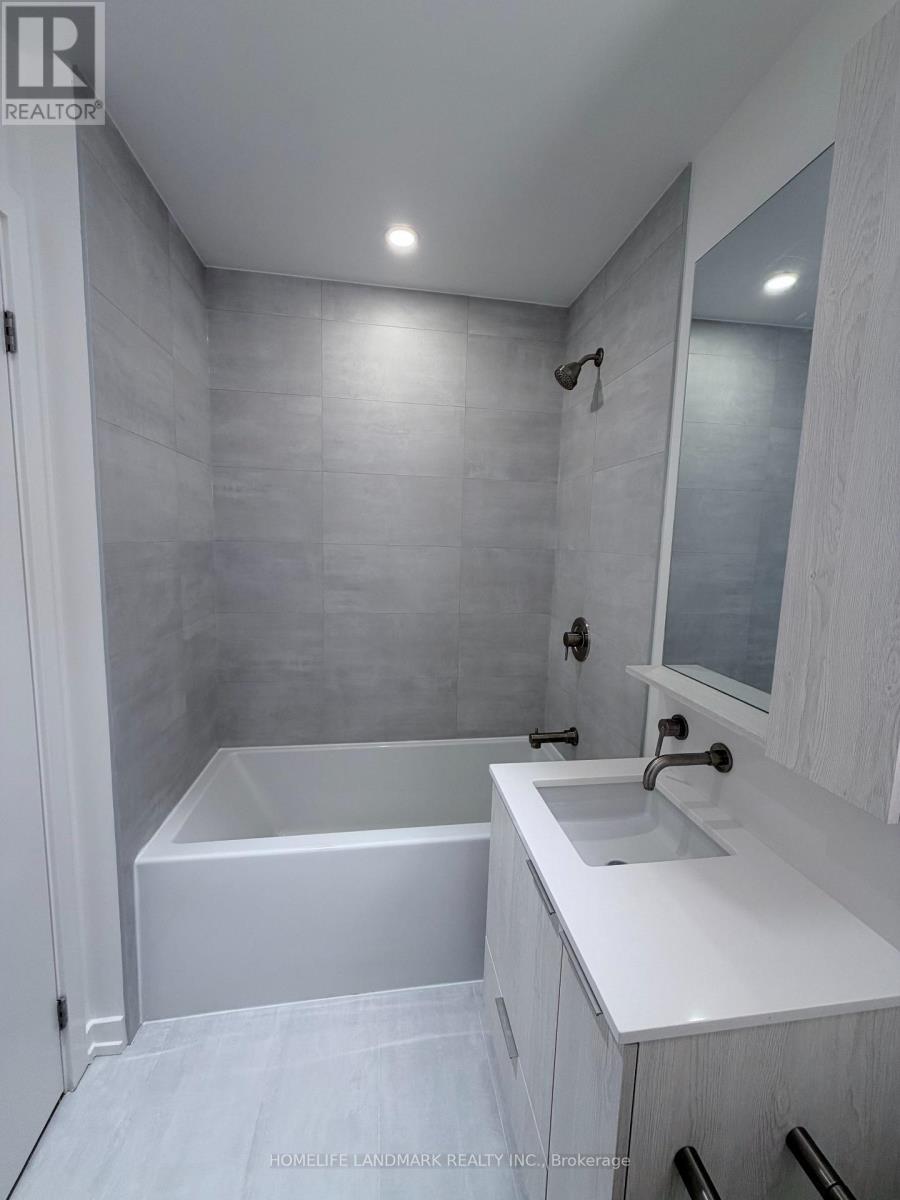 1202 - 110 Broadway Avenue, Toronto (Mount Pleasant West), Ontario  M4P 1V7 - Photo 10 - C12760458