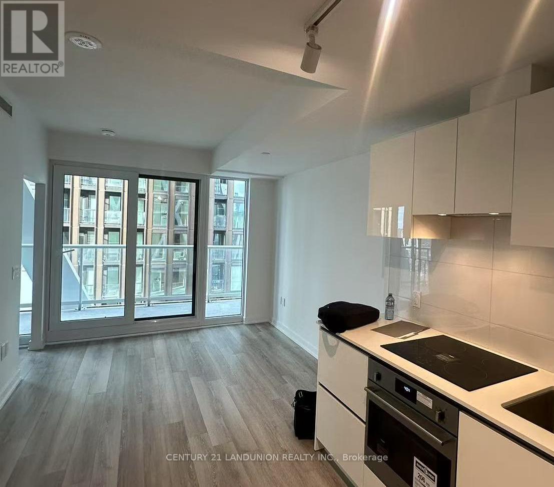 2711 - 230 Simcoe Street, Toronto (Kensington-Chinatown), Ontario  M5T 0G7 - Photo 4 - C12760476