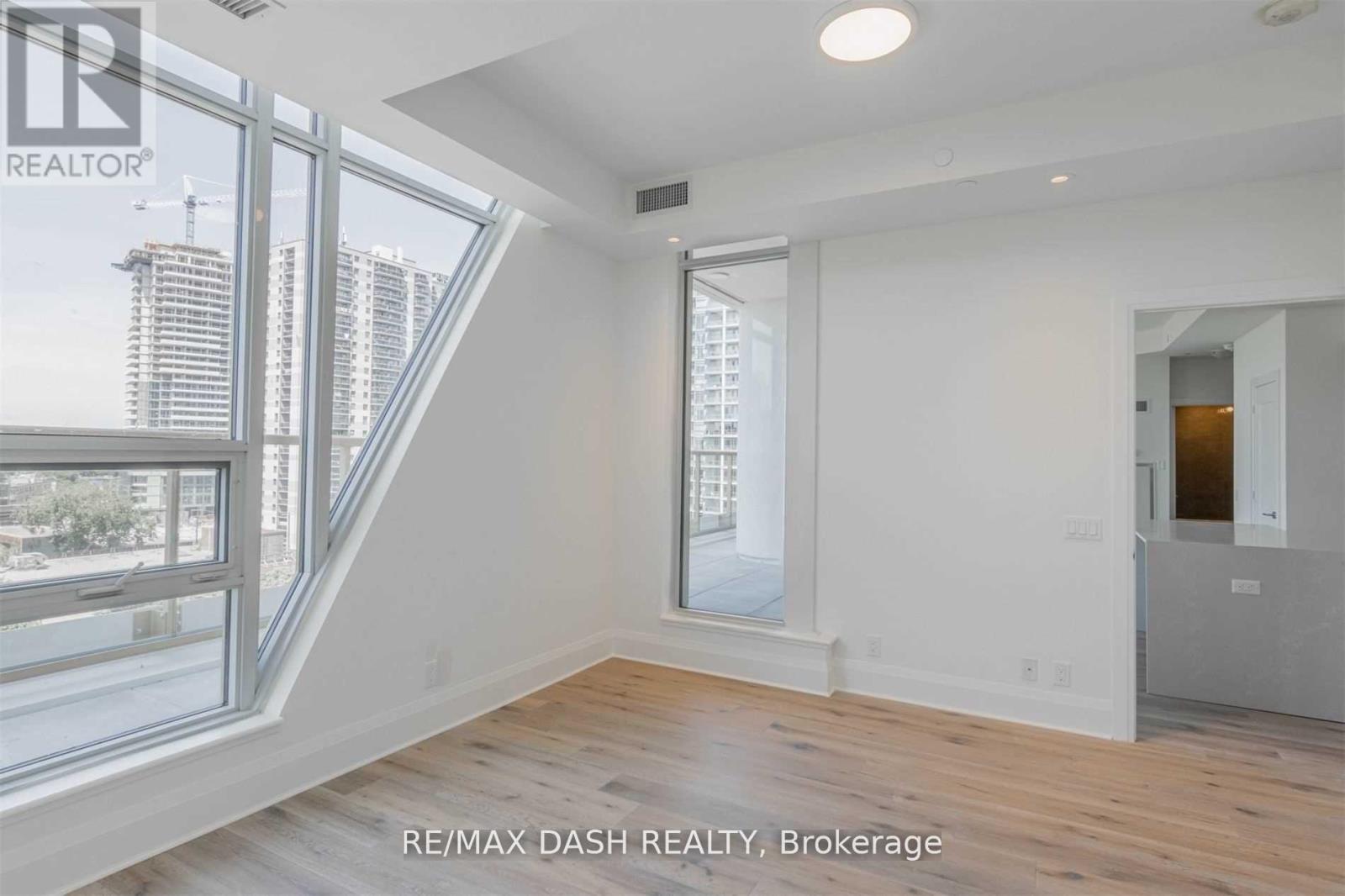 801 - 151 Avenue Road, Toronto (Annex), Ontario  M5R 2H7 - Photo 12 - C12760484