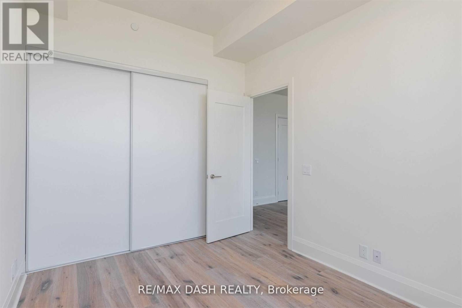 801 - 151 Avenue Road, Toronto (Annex), Ontario  M5R 2H7 - Photo 4 - C12760484