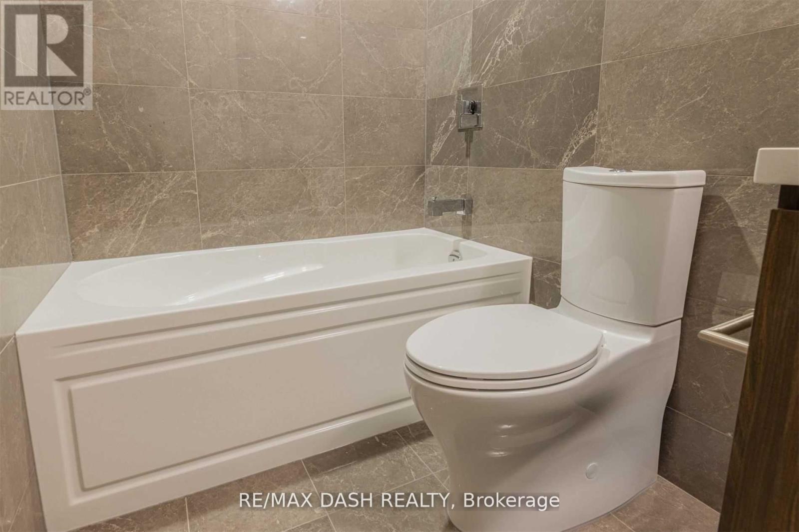 801 - 151 Avenue Road, Toronto (Annex), Ontario  M5R 2H7 - Photo 9 - C12760484