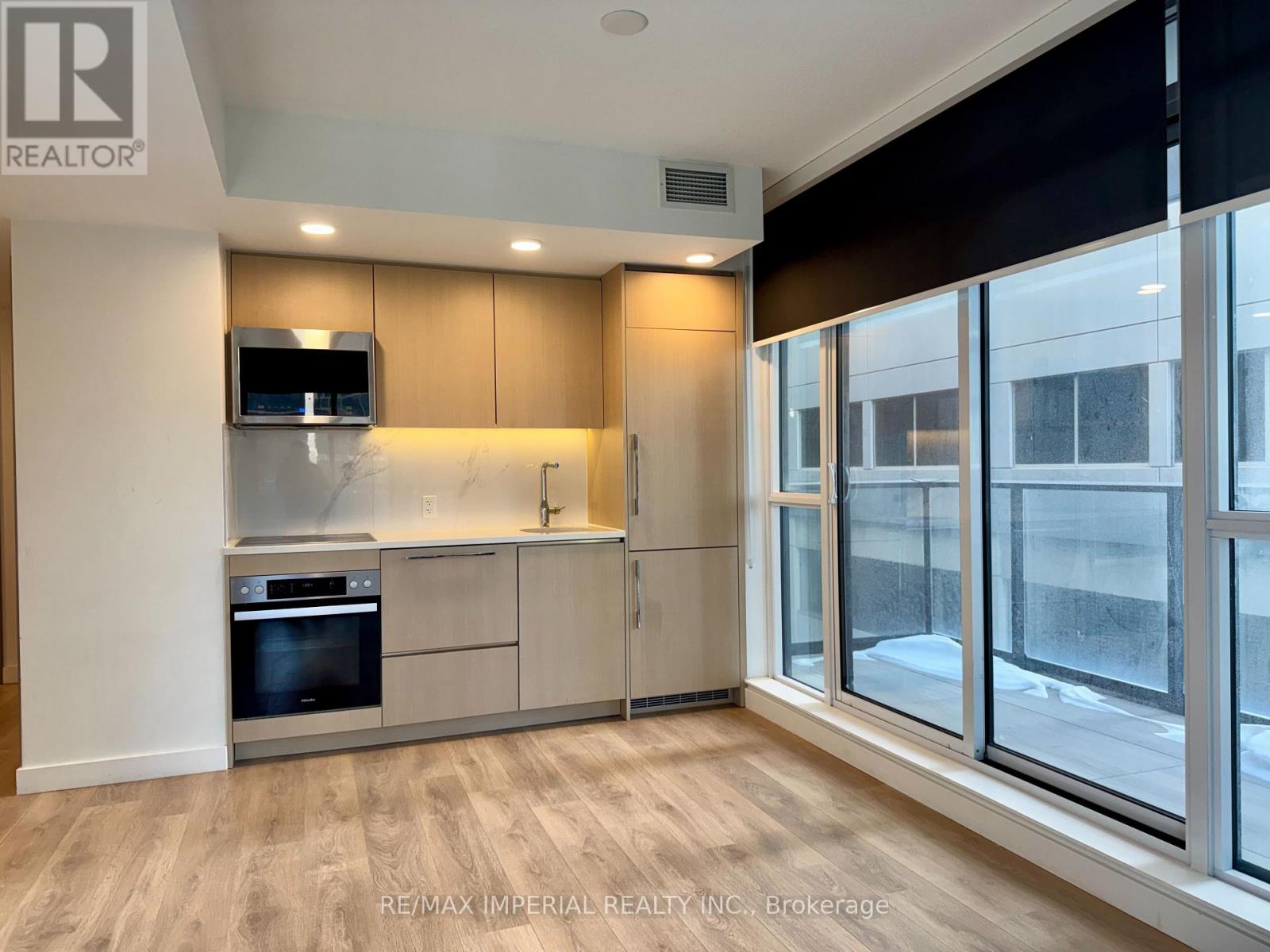 911 - 38 Widmer Street, Toronto, Ontario  M5V 0P7 - Photo 11 - C12760526