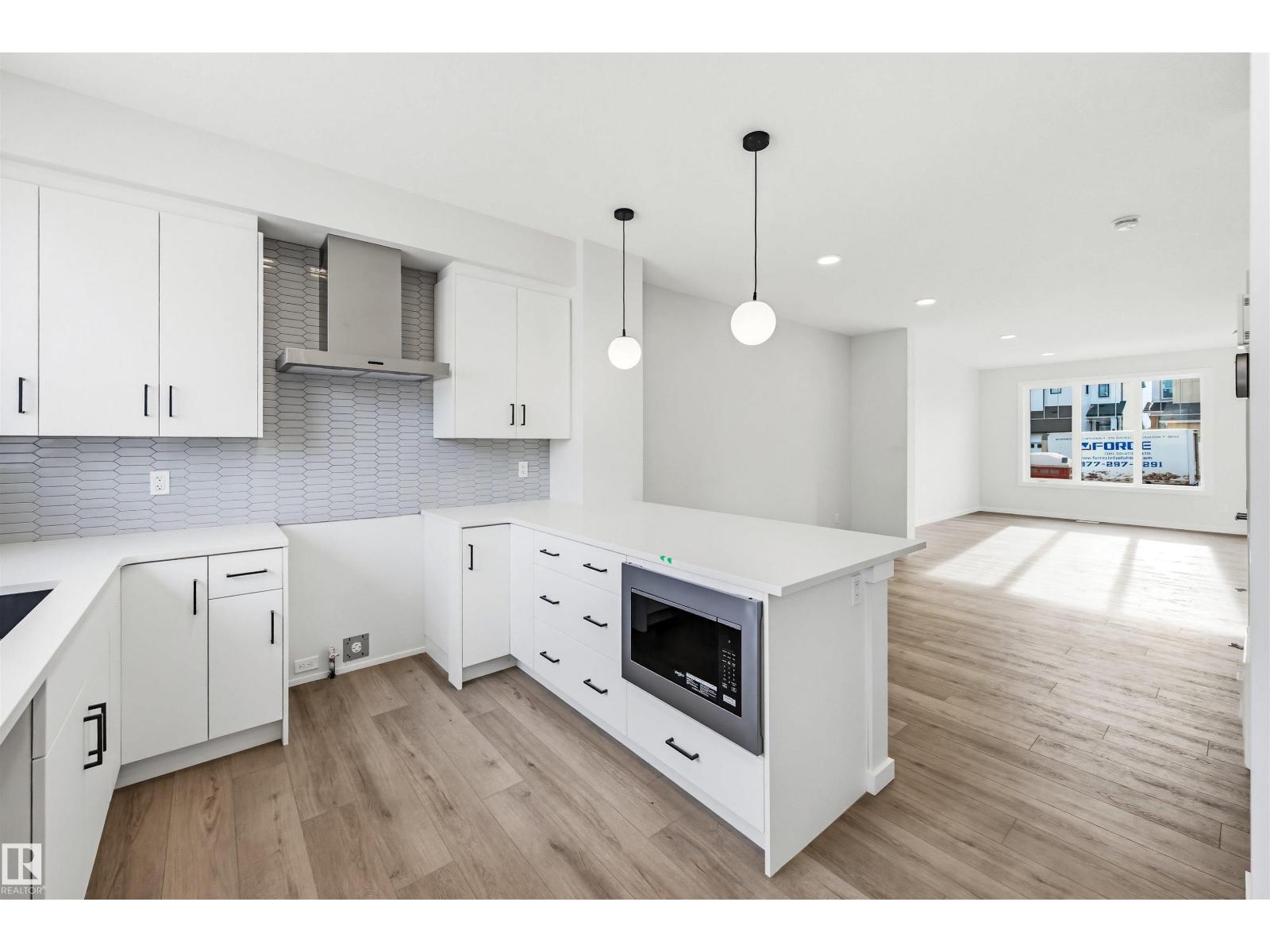 7102 50A AV, Beaumont, Alberta