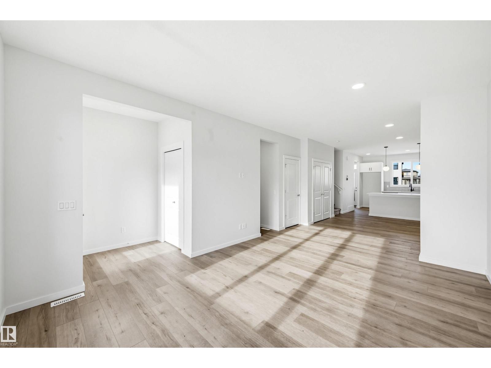 7102 50a Av, Beaumont, Alberta  T4X 3E6 - Photo 14 - E4466144