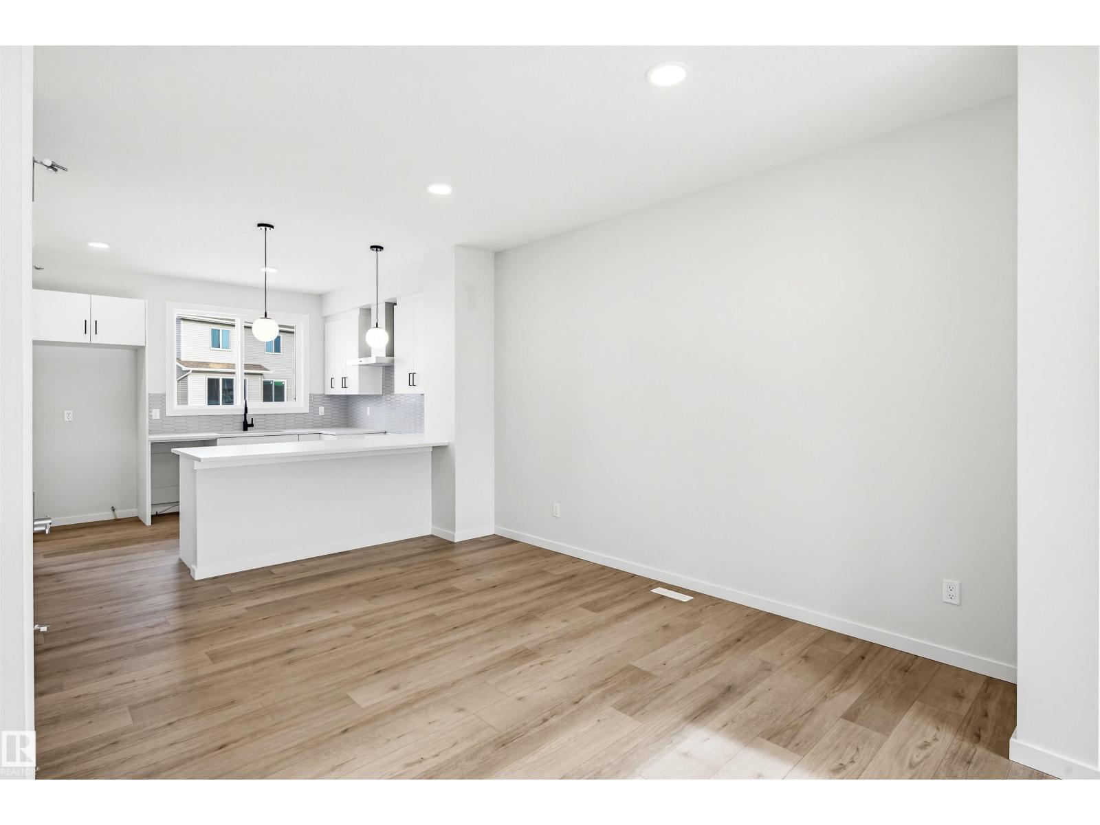 7102 50a Av, Beaumont, Alberta  T4X 3E6 - Photo 8 - E4466144