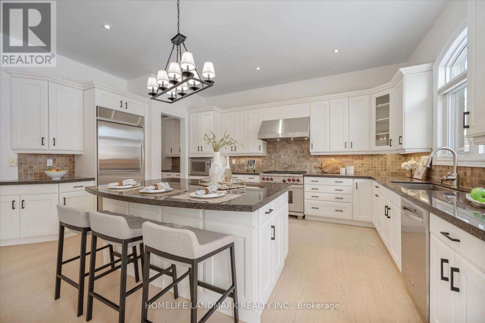 45 Carisbrooke Circle, Aurora (Bayview Southeast), Ontario  L4G 0K4 - Photo 17 - N12760446