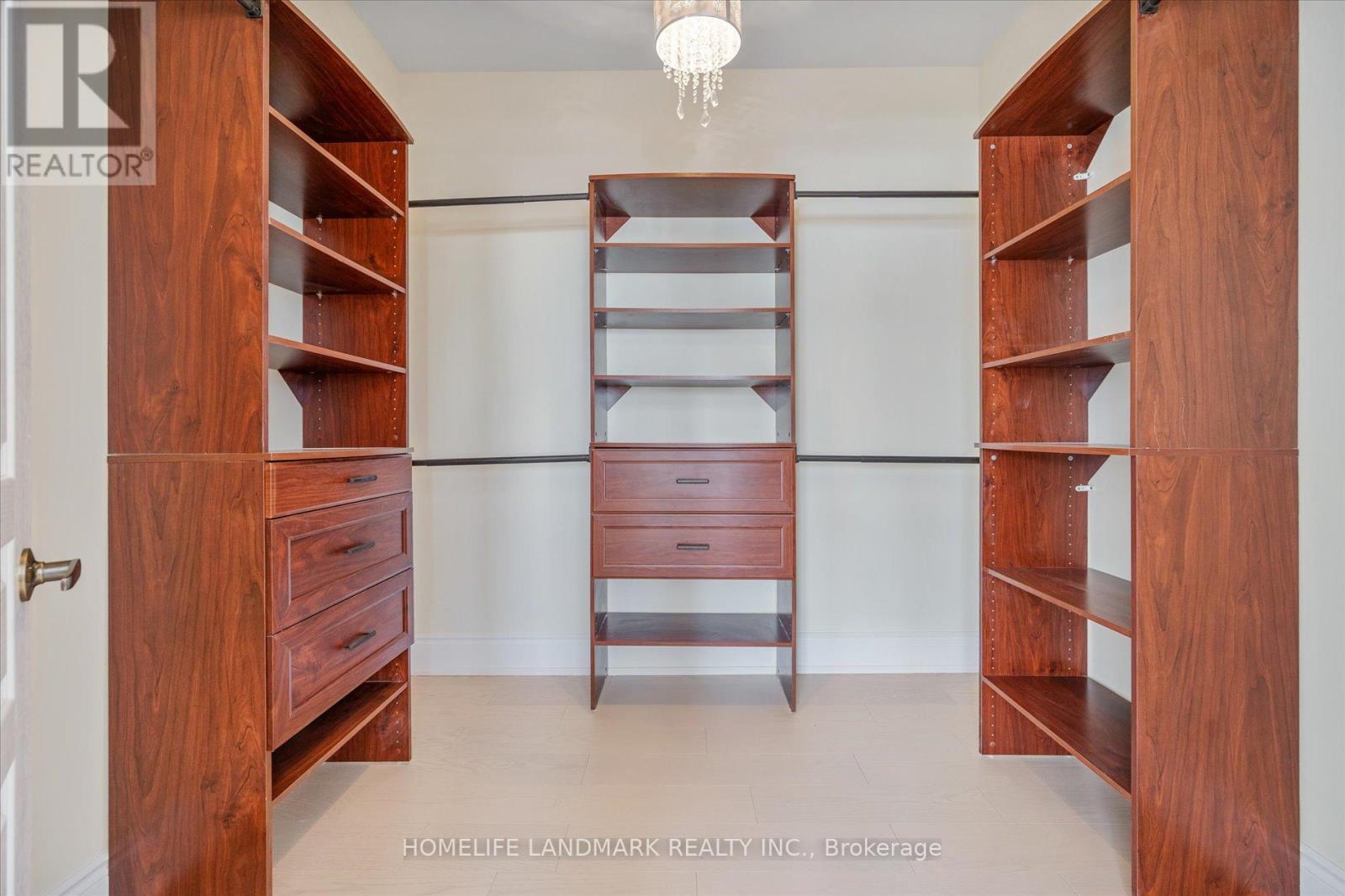 45 Carisbrooke Circle, Aurora (Bayview Southeast), Ontario  L4G 0K4 - Photo 32 - N12760446