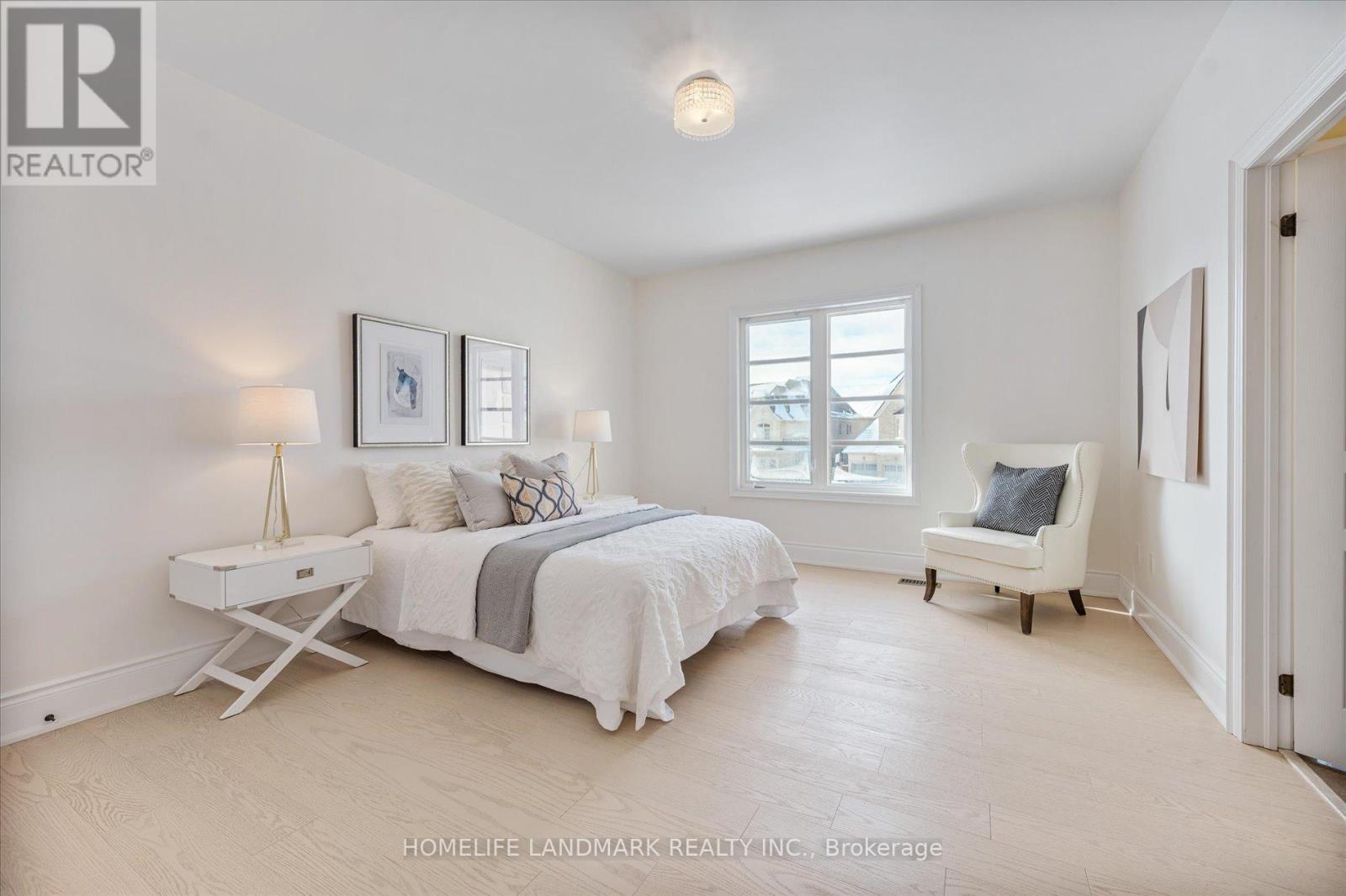 45 Carisbrooke Circle, Aurora (Bayview Southeast), Ontario  L4G 0K4 - Photo 33 - N12760446