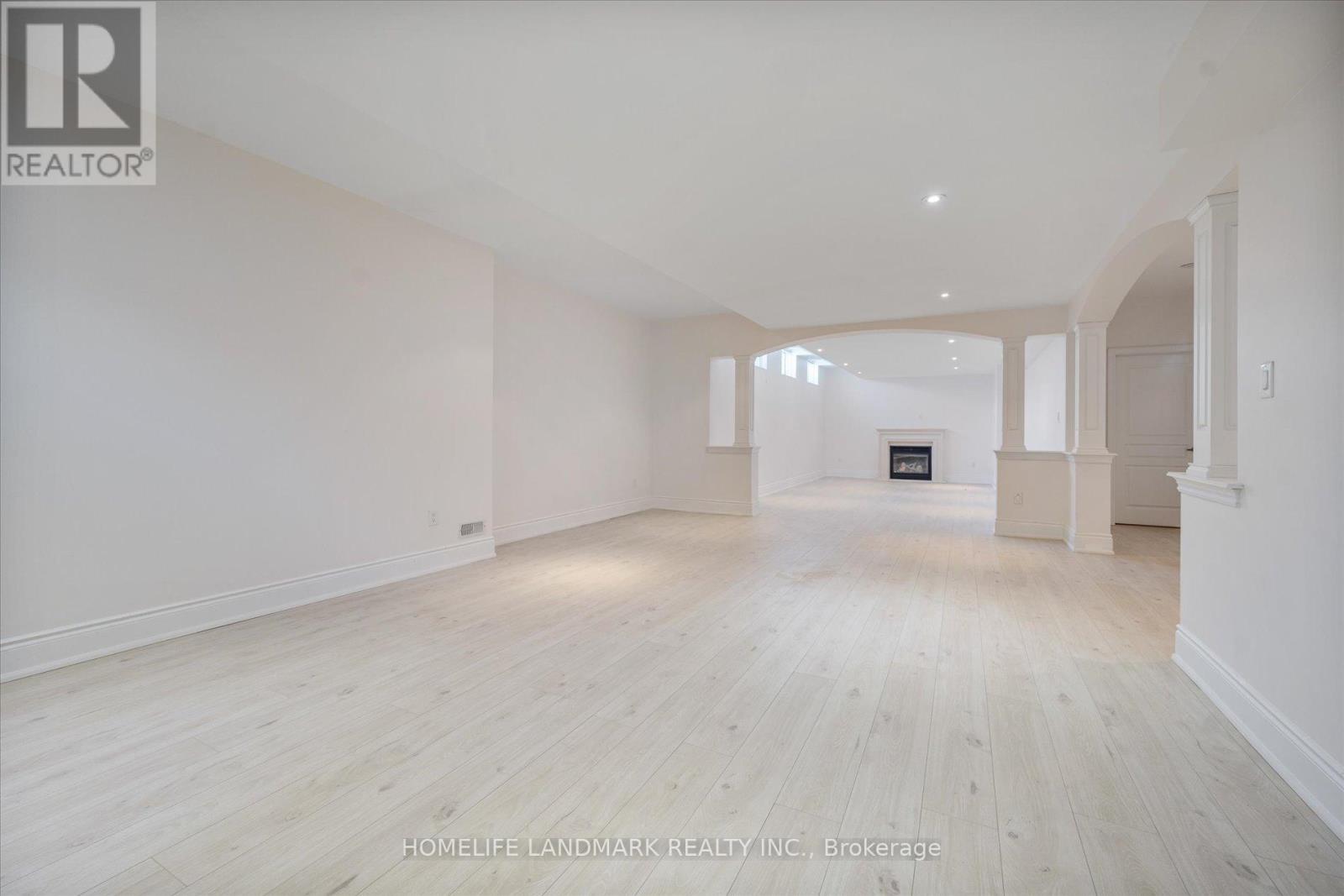 45 Carisbrooke Circle, Aurora (Bayview Southeast), Ontario  L4G 0K4 - Photo 40 - N12760446